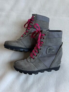 Sorel lexie wedge boot